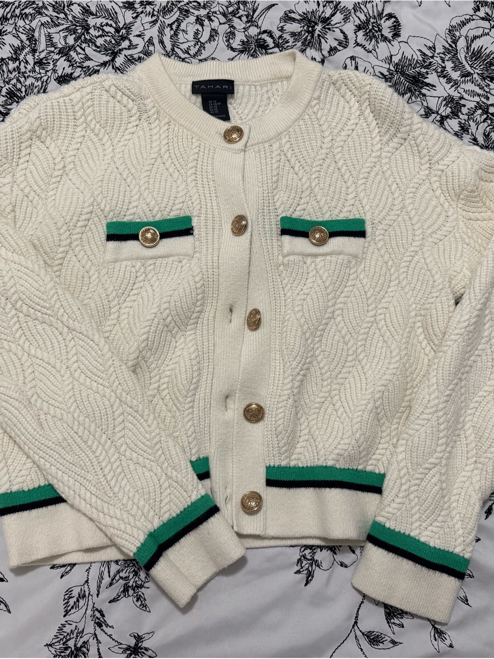 TAHARI Cream Cable-Knit Cardigan with Green & Black Trim